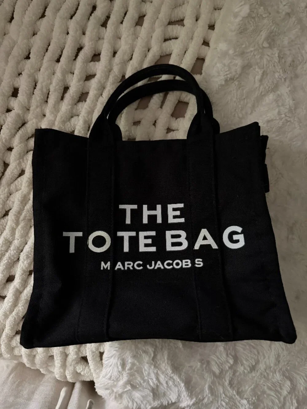 black small marc jacobs THE TOTEBAG